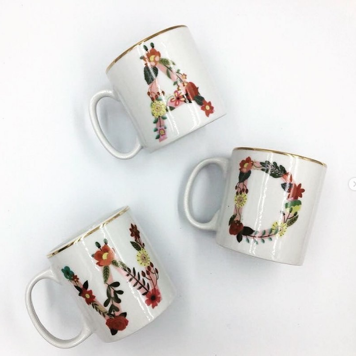 Caneca Floral Monograma