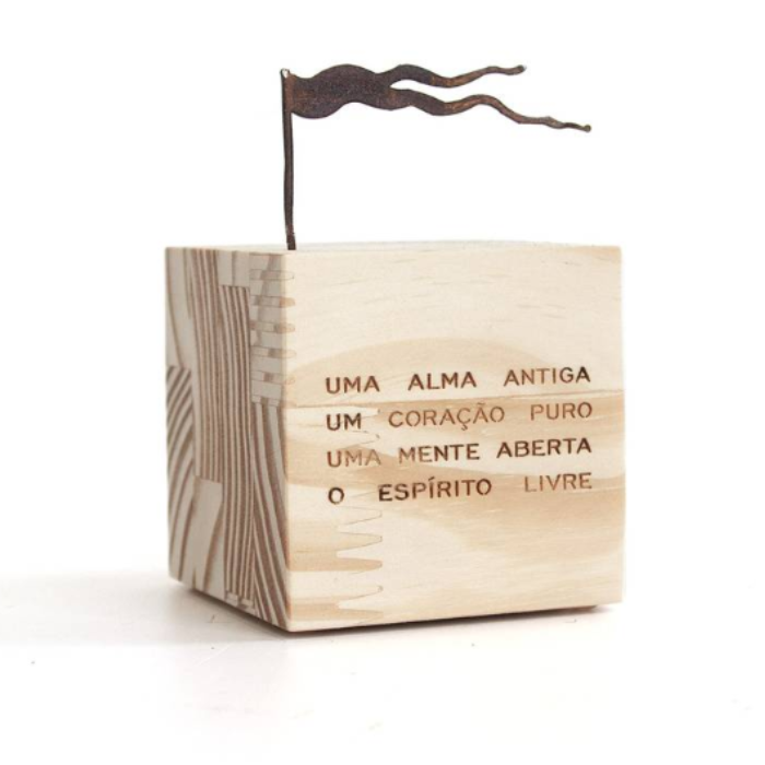 Bloco Cubo " Uma Alma Antiga..."