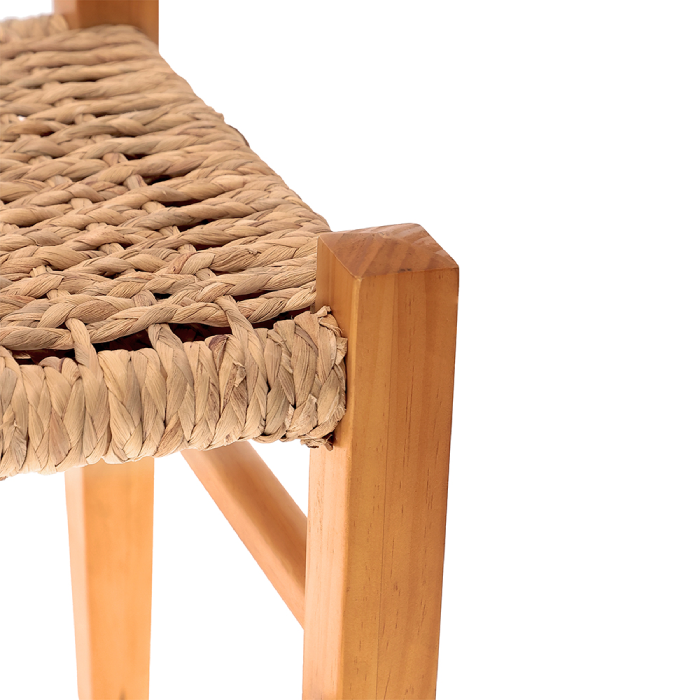 Banco de Madeira e Fibra Natural