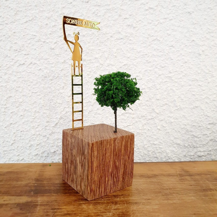 Bloco Sonhe Alto Menina