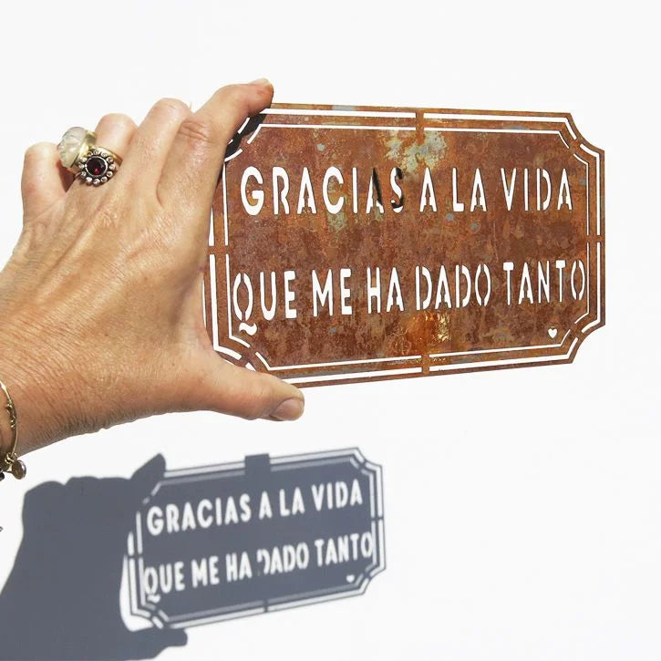 Placa Etiqueta de Ferro - Gracias a La Vida...