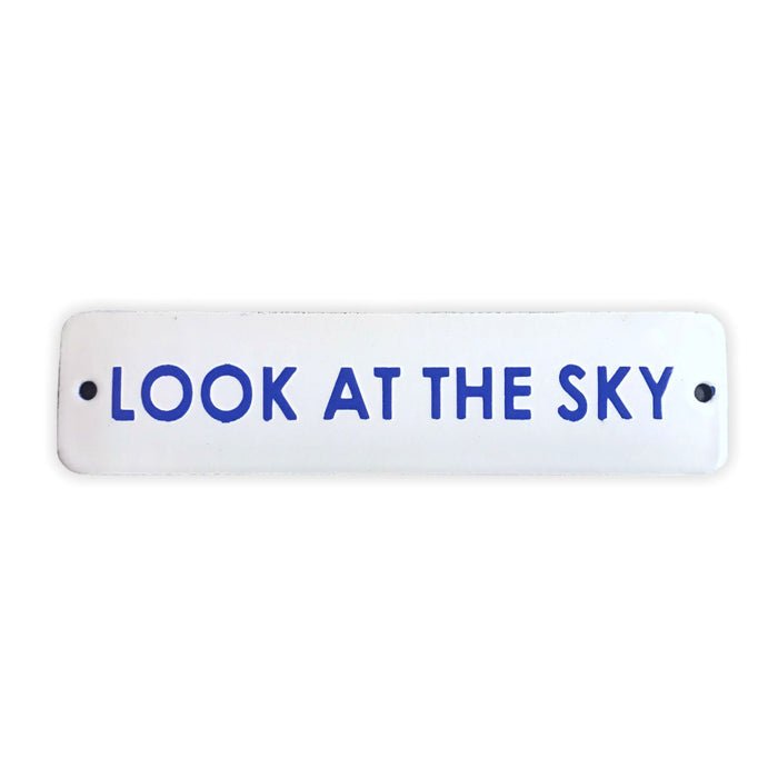 Placa Decorativa Esmaltada Look At the the Sky - casaquetem