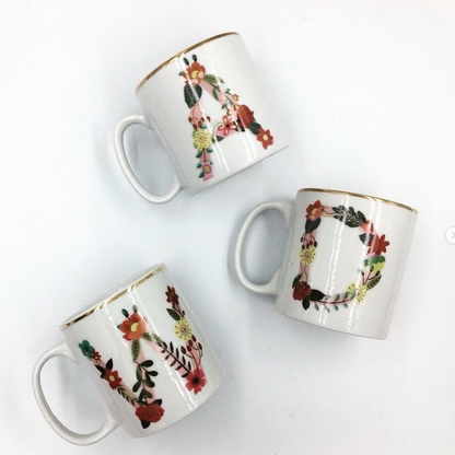 Caneca Floral Monograma