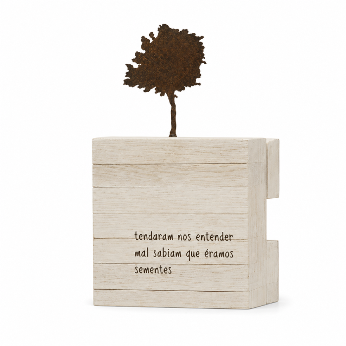 Bloco cubo madeira "Tentaram Nos Enterrar..."