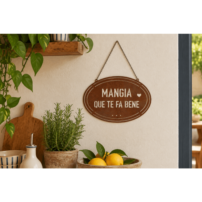 Placa em Ferro Oval “Mangia Que..."