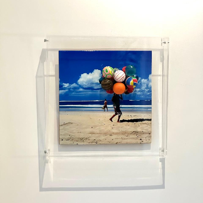Quadro Acrílico Vendedor de Bolas - Greghi Desing
