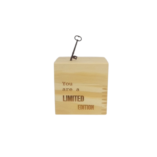 Bloco Cubo " You Are a Limited Edition "