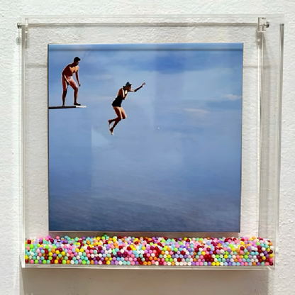 Quadro de Acrilico Piscina de Bolinhas 25x25 - Greghi Desing