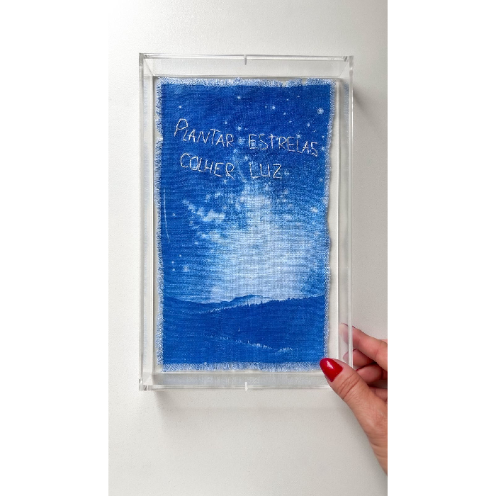 Quadro Acrílico Bordado  "Plantar Estrelas Colher Luz"