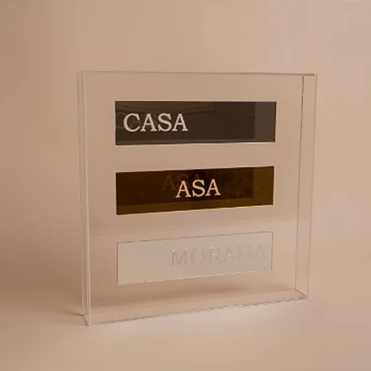 Quadro de Acrilico Casa Asa Morada