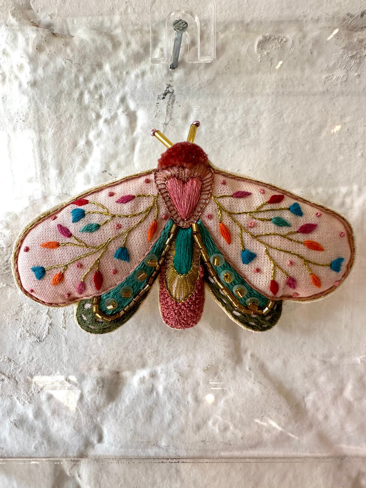 Bordado no Acrilico Mariposa - casaquetem