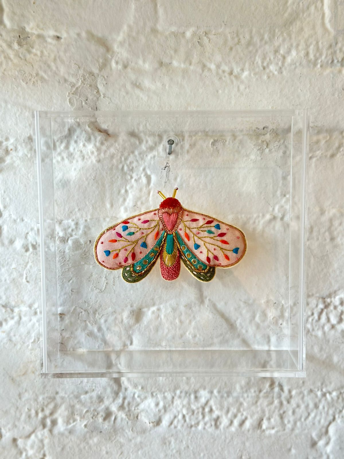 Bordado no Acrilico Mariposa - casaquetem