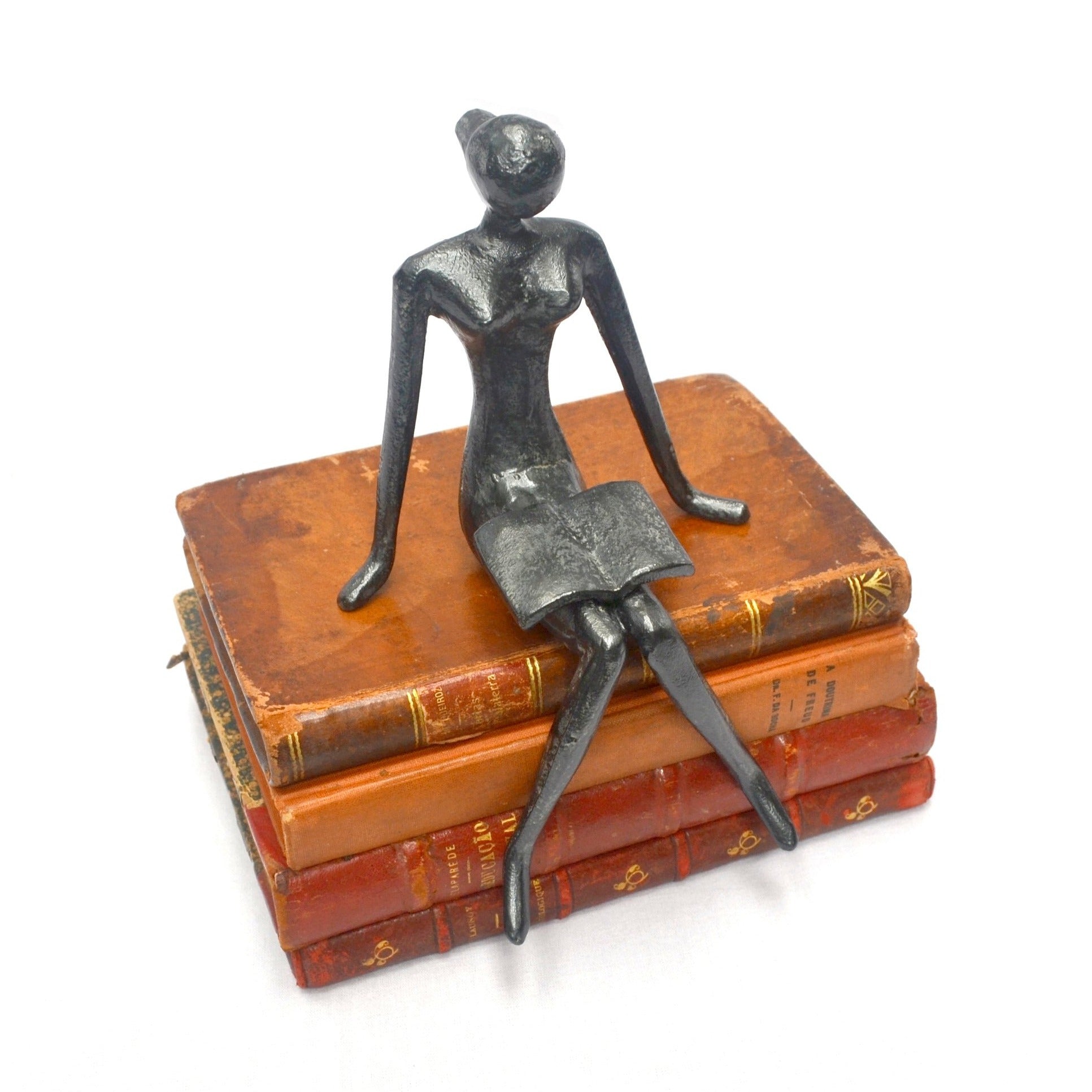 Escultura Leitora - casaquetem