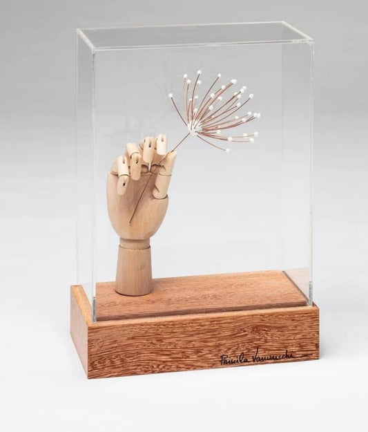 Escultura Mão Flor - casaquetem