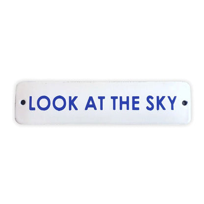 Placa Decorativa Esmaltada Look At the the Sky - casaquetem