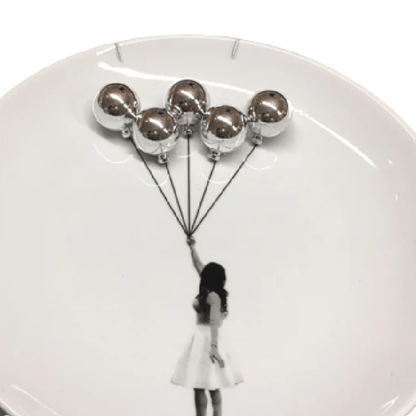 Prato Decorativo Menina Balões Prata - casaquetem